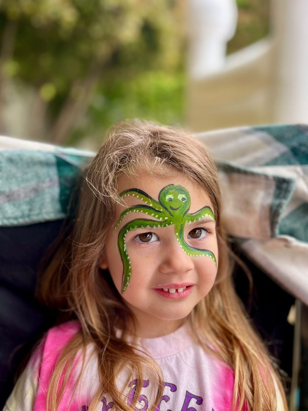 Green Octopus Eye Design by Happy Faces LA.